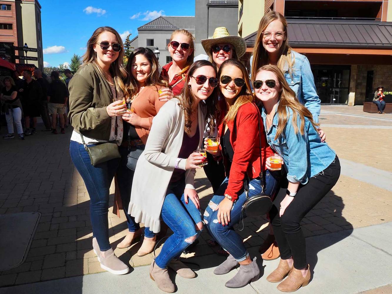 Strings Ciders Sours Ladies pose